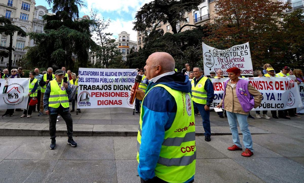 El PP sospesa recolzar les noves pensions si Sánchez no pacta canvis amb els seus socis