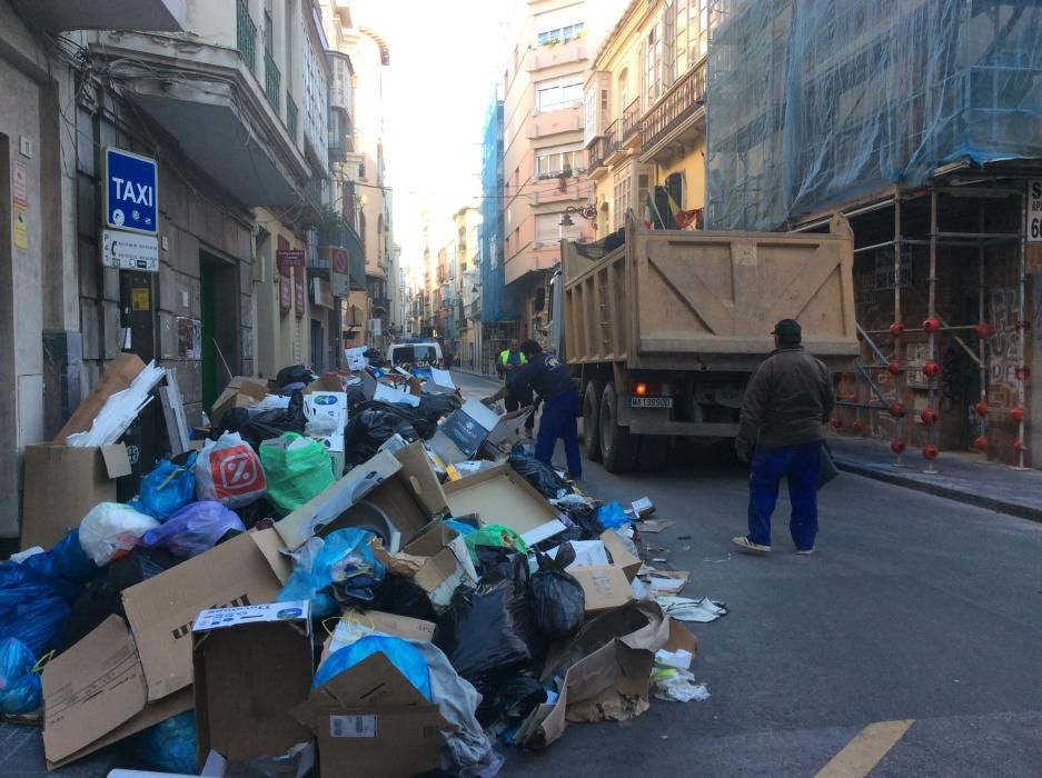 Empieza la recogida de basura de una empresa externa