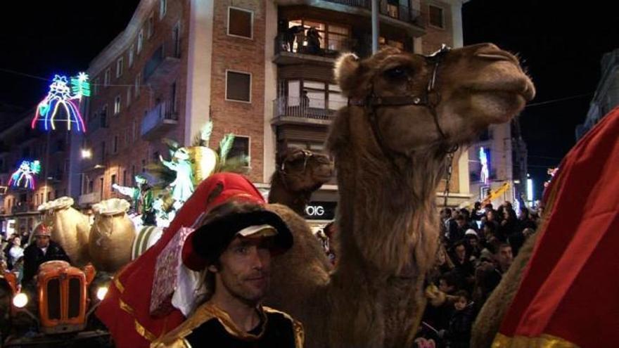 La cavalcada de Figueres, en una imatge d&#039;arxiu