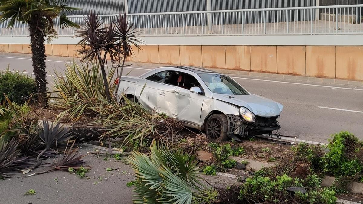 Espectacular accidente en la ronda sur de Castelló