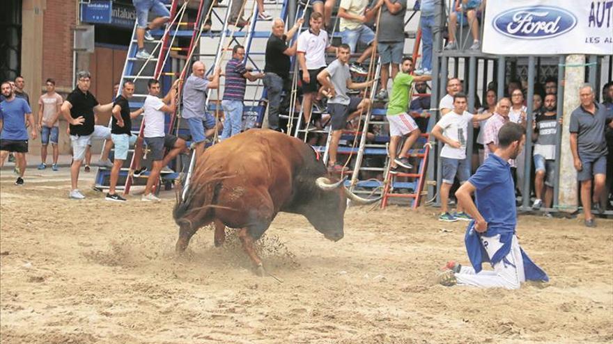 Investigan abusos sexuales a una menor en los cadafals de Burriana