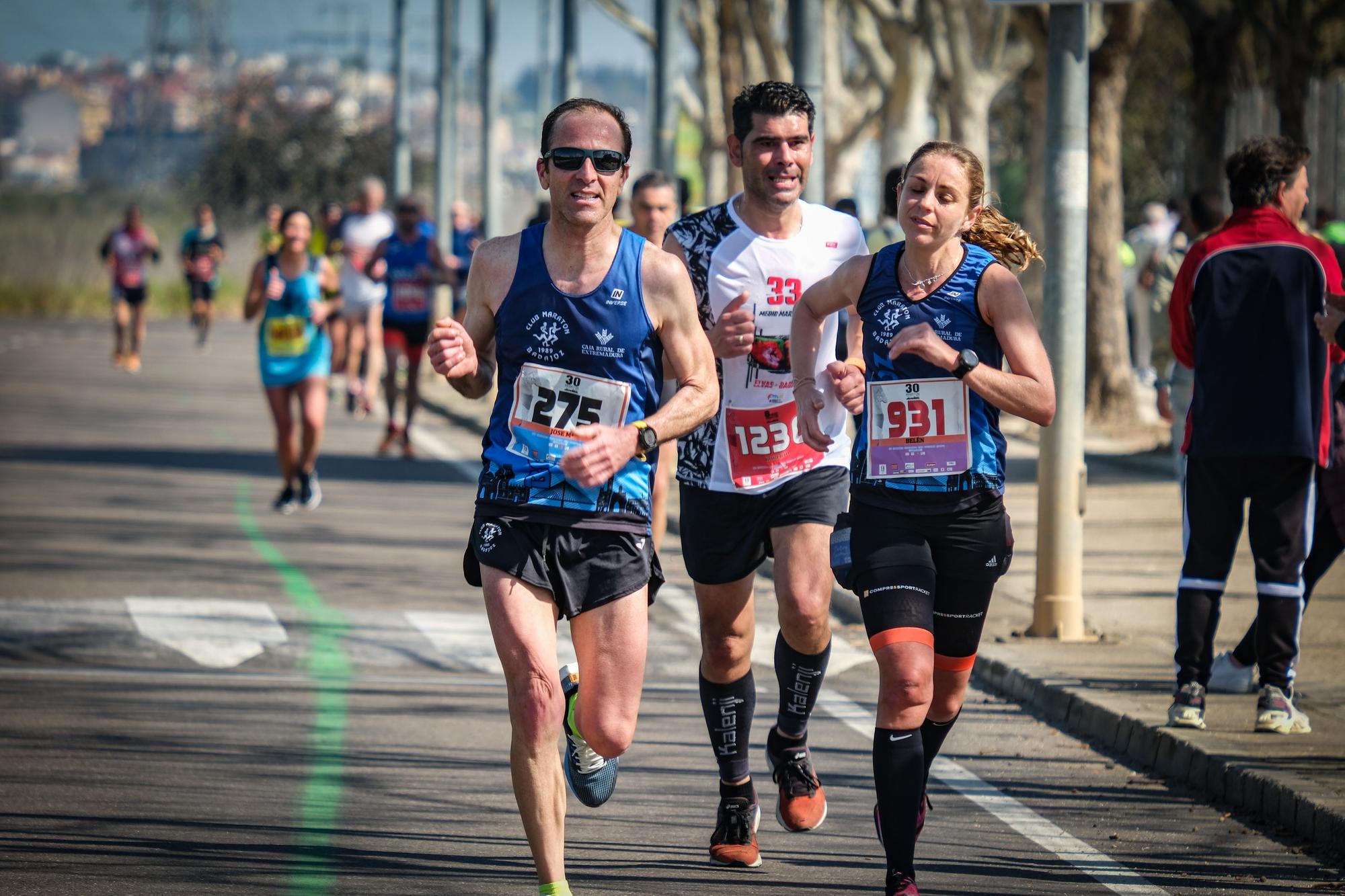 30 Maratón y 8 Medio Maratón Popular Ciudad de Badajoz en imágenes