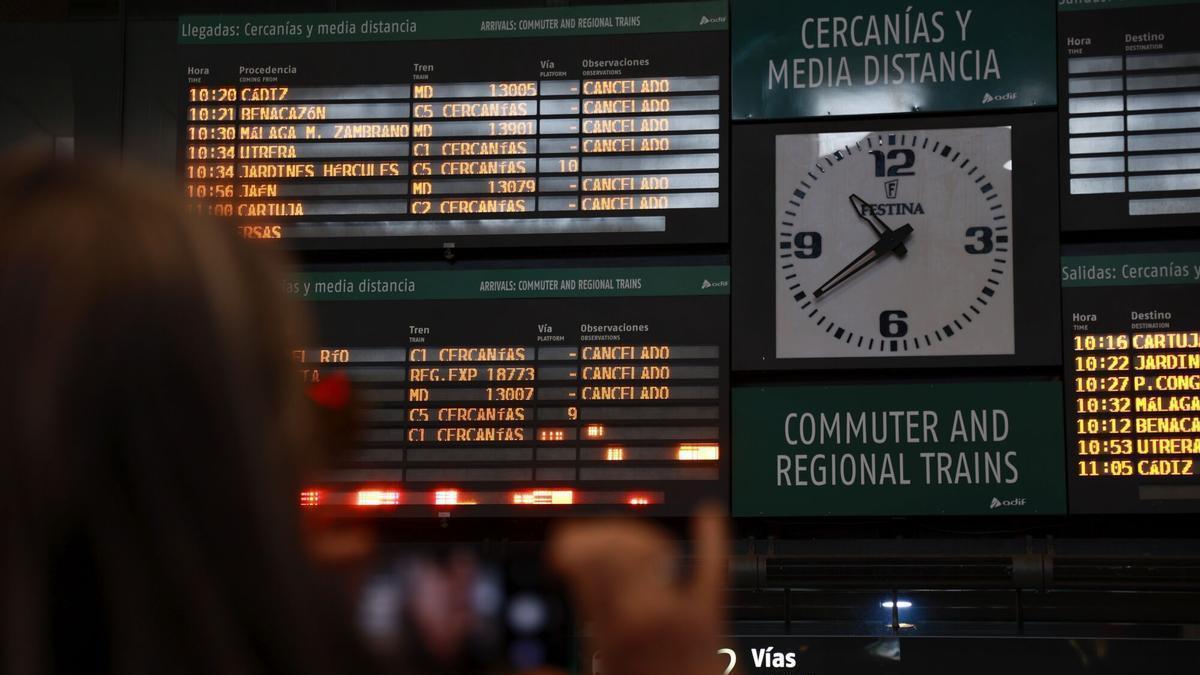 Renfe despide a empleada por apropiarse de indemnizaciones de trenes retrasados