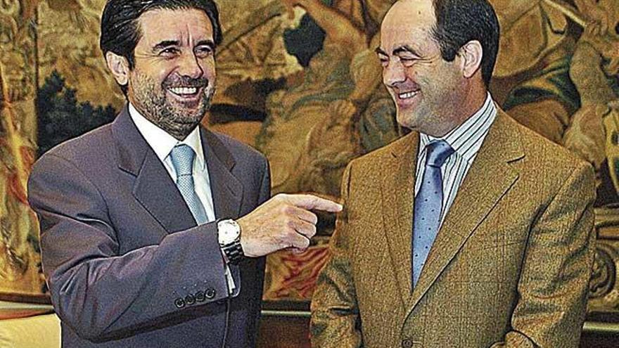 Jaume Matas y JosÃ© Bono en uno de sus encuentros.