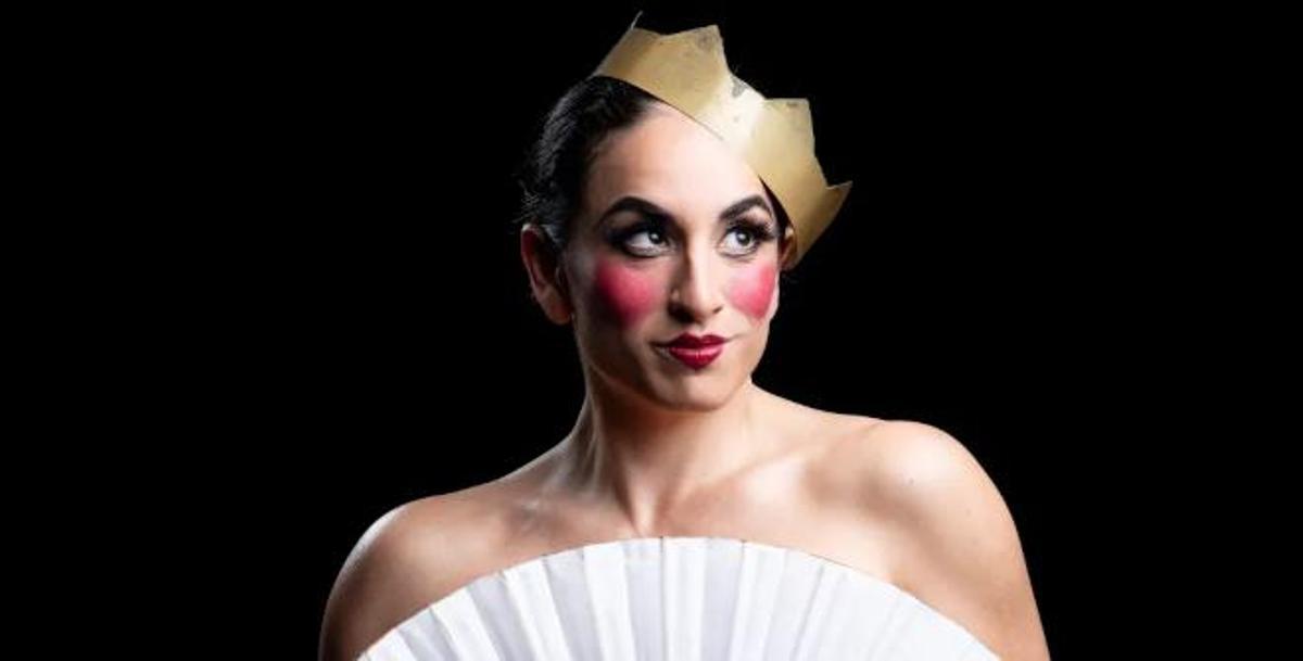La obra versiona la clásica comedia de Ramón María del Valle Inclán y hace uso de su esperpento