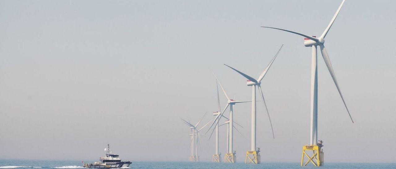 Un parque eólico marino de Iberdrola en aguas del Reino Unido.