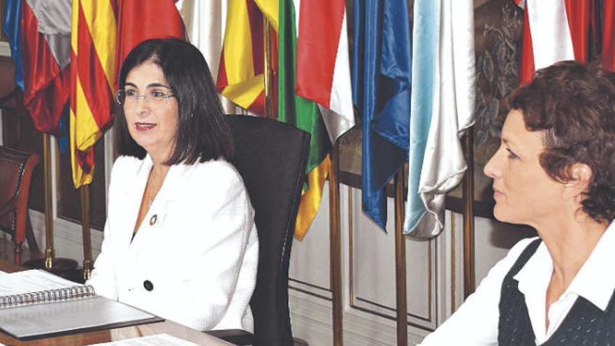 La ministra de Política Territorial, Carolina Darias, durante la reunión con la Comisión Nacional de Administración Local.