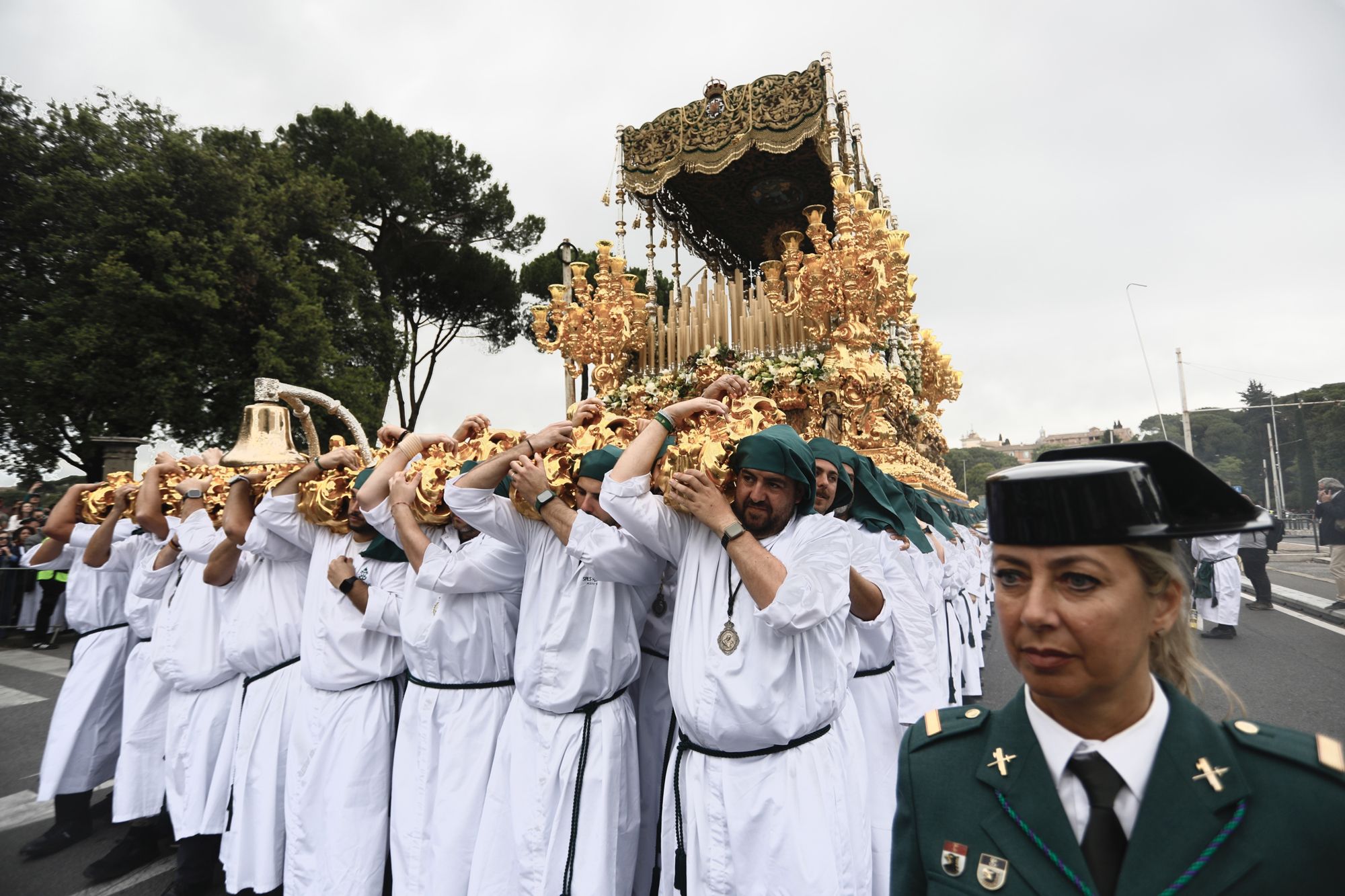 Gran procesión por el Jubileo de las Cofradías, en fotos