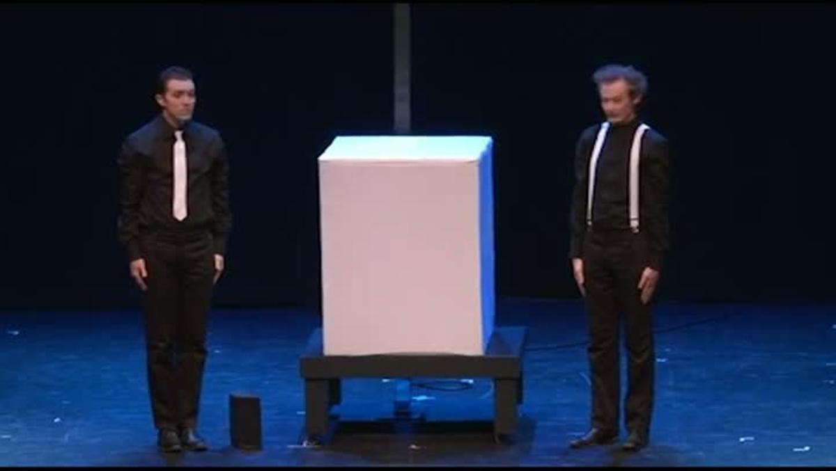 Alguns moments del premi Li-Chang del Festival Internacional de Màgia de Badalona.