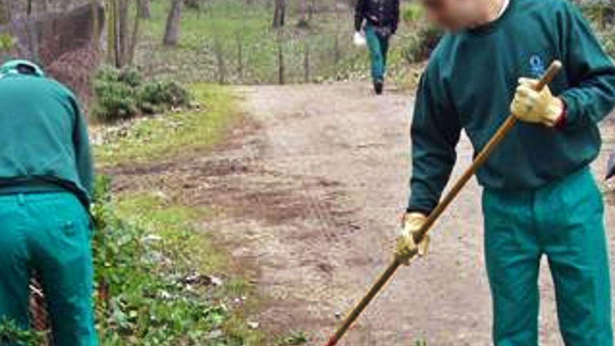 Los trabajos en beneficio de la comunidad se reanudan tras el parón del confinamiento.