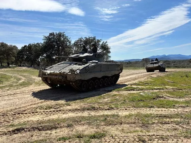 Les imatges del curs per conèixer com actuar en zones de conflicte a la base de Sant Climent
