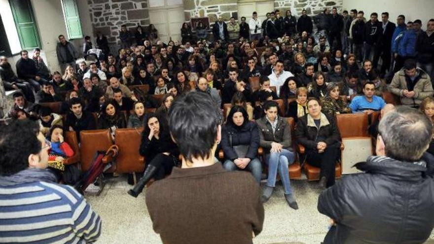 Asamblea de trabajadores de la alimentación celebrada en Pontevedra.  // Rafa Vázquez