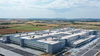 Amazon vol instal·lar un aerogenerador de 126 metres per a autoconsum al Far d'Empordà