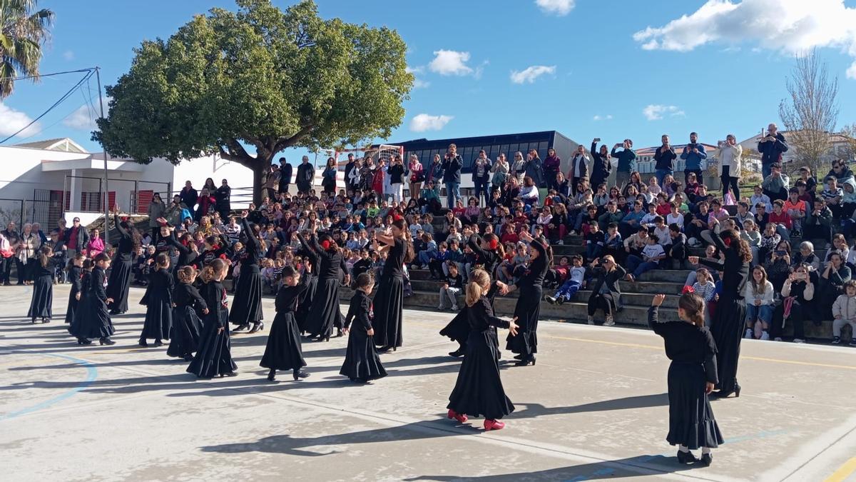 Día Mundial del Flamenco en el Colegio El Llano