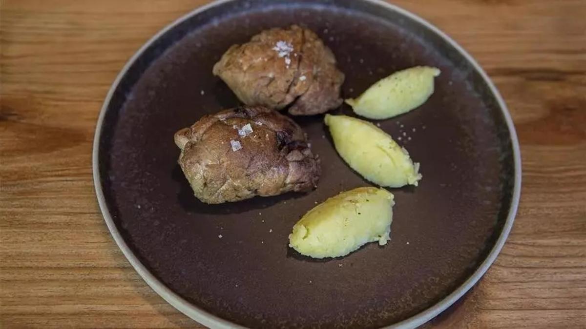Las mollejas a la brasa del Hostal de Ca L'Enric.