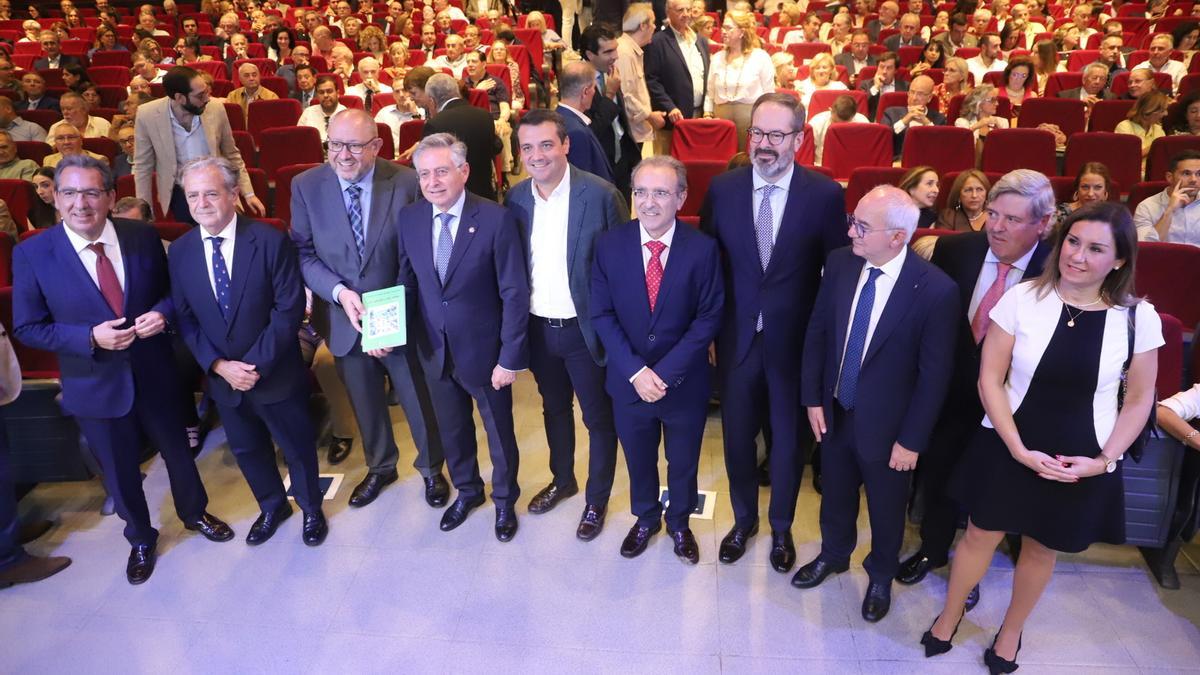 Sánchez Zamorano presenta 'Los latidos del alba'