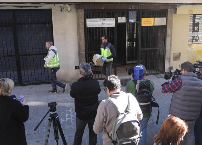 Investigan la muerte por asfixia de un sacerdote en su piso de València