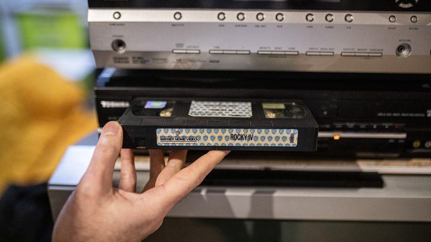 Los reproductores de videocassettes dejaron de fabricarse en 2016, tras el cierre de Funai Electric.