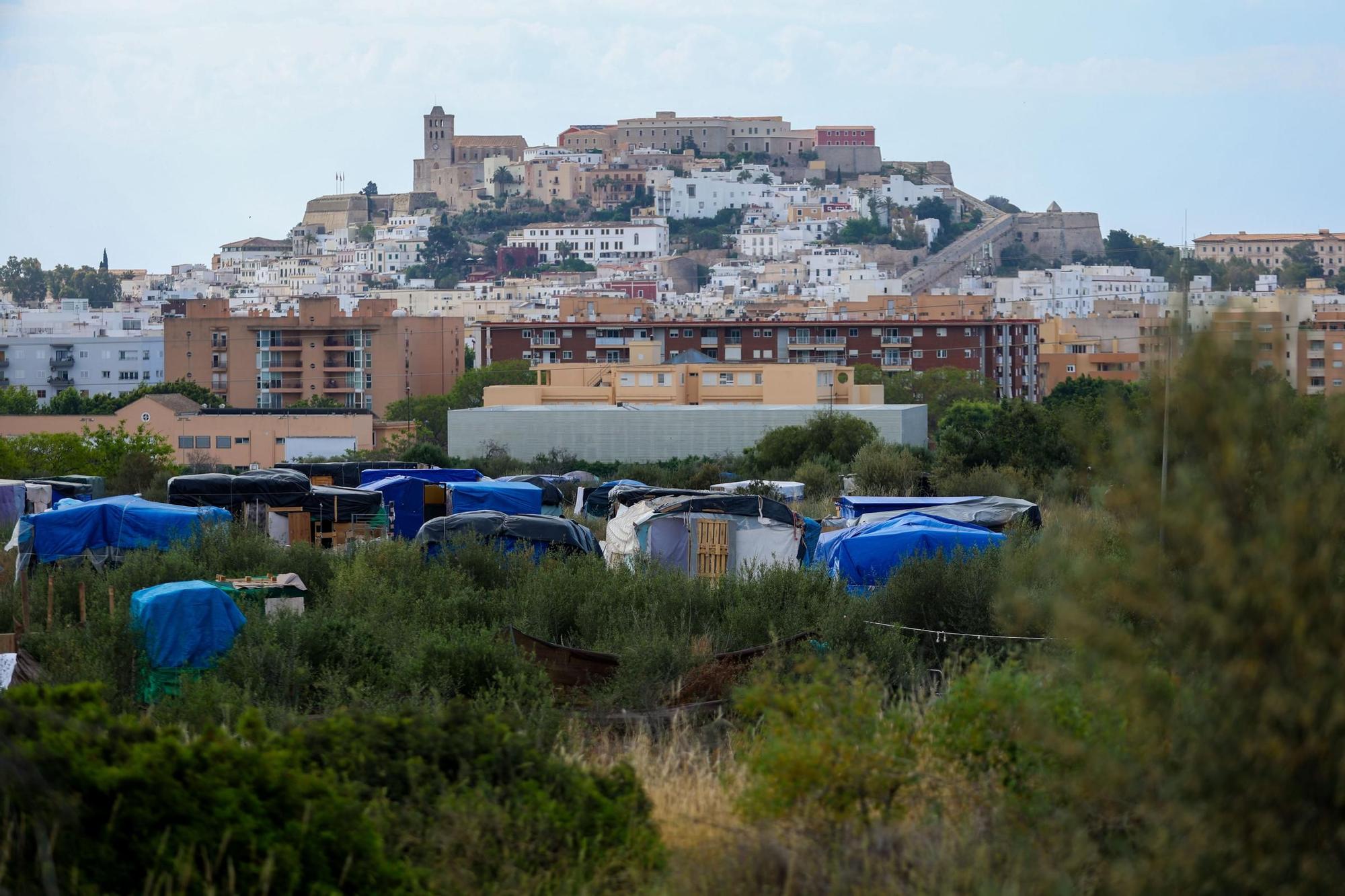 Poblado chabolista en la zona del recinto ferial de Ibiza