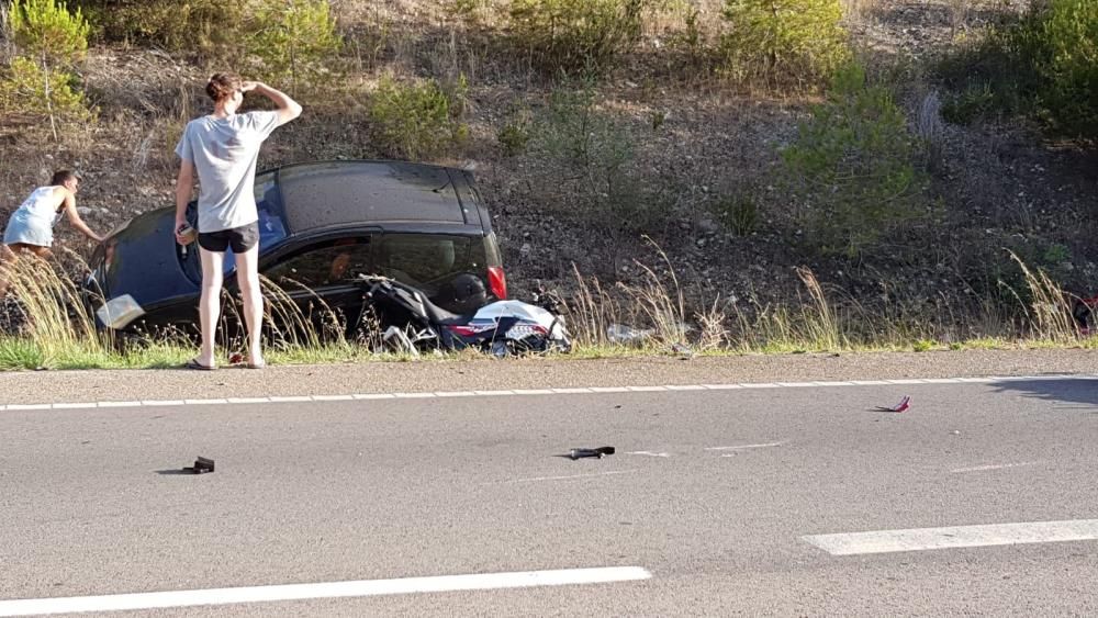 Dos heridos en un accidente múltiple en la carretera de Andratx