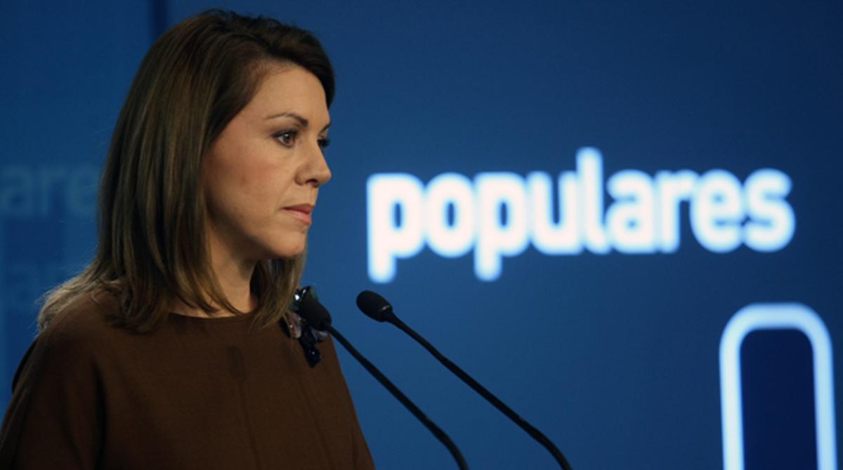 Cospedal assegura que ella ja hauria hagut de dimitir si hagués estat vinculada amb comptes a l’exterior.