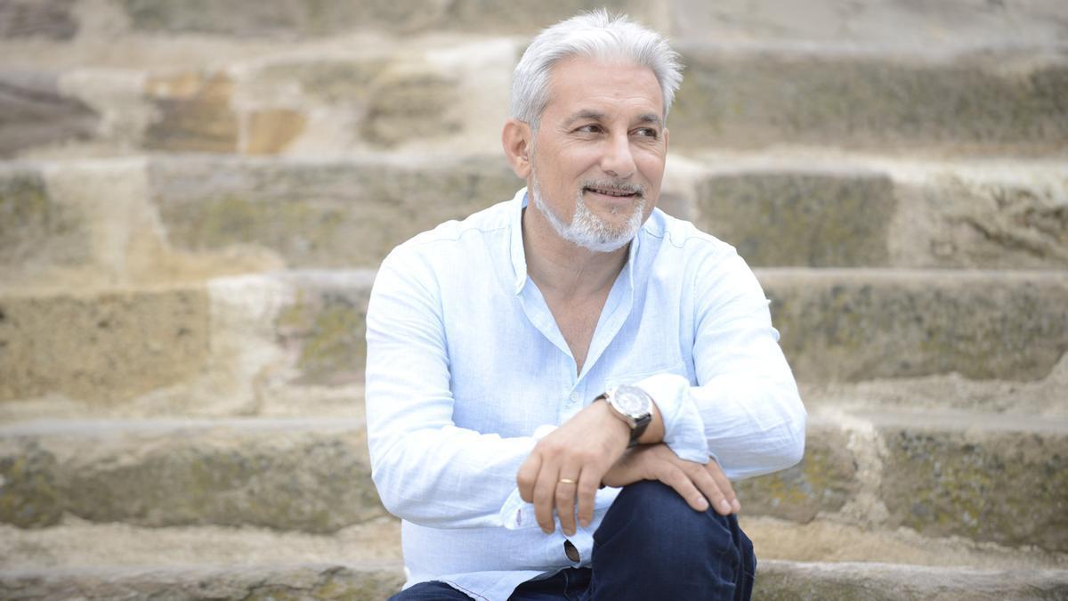 El portavoz de IU en el Ayuntamiento de Benavente, Manuel Burón, ha calificado de "falacias y tergiversaciones" las afirmaciones del concejal de Fiestas.