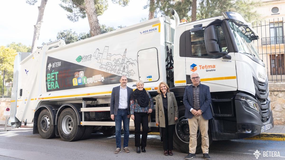 Bétera presenta el nuevo servicio de limpieza y recogida de residuos 'BETnovaERA'