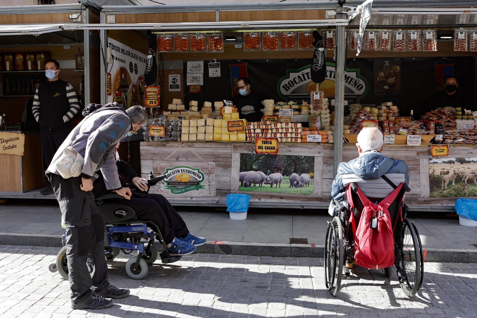 La Fira de Cocentaina prosigue con venta de vehículos, maquinaria agrícola y alimentación