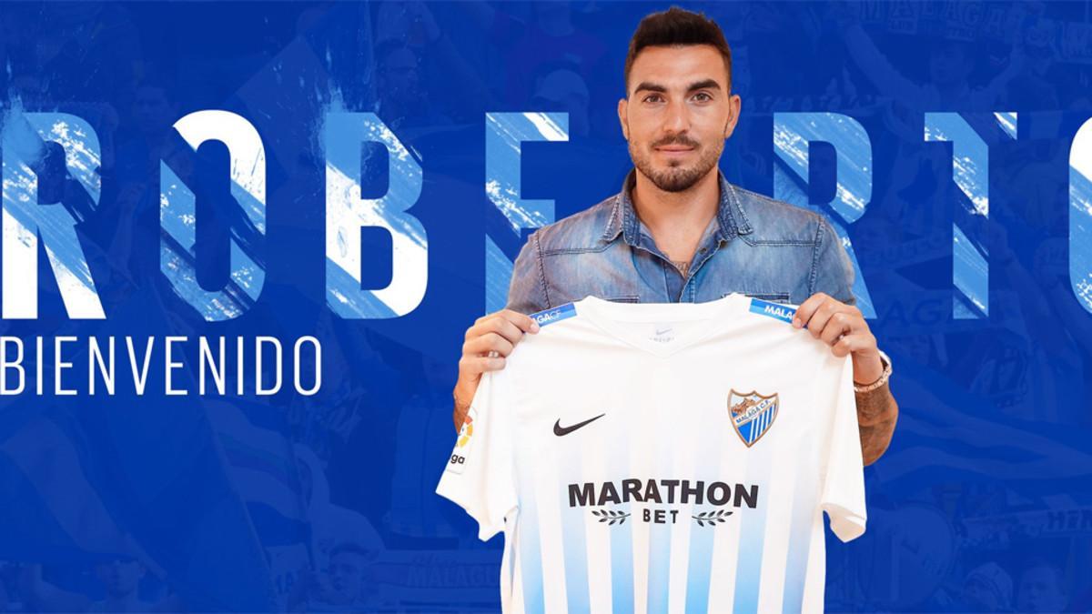 Roberto posó con la camiseta de su nuevo club