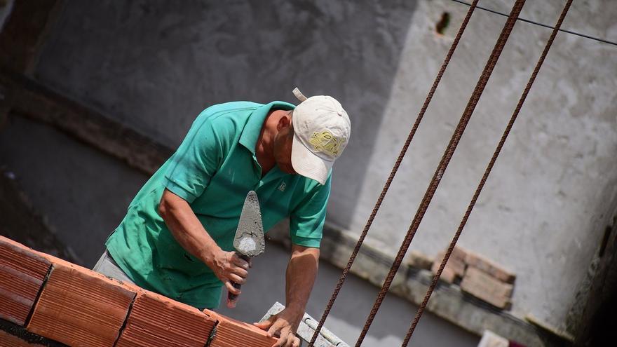 El Gobierno da luz verde para ampliar la jubilación anticipada a profesiones peligrosas