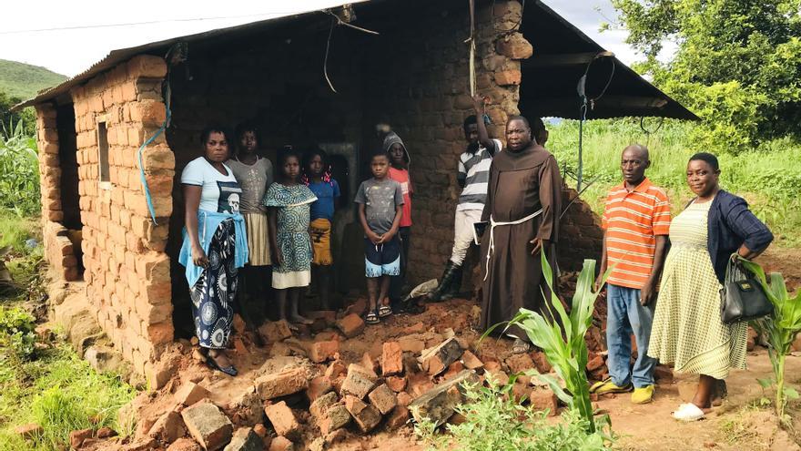 Agricolae Mundi se moviliza desde Alicante para reconstruir 25 chozas destruidas por el ciclón Ana en Mozambique