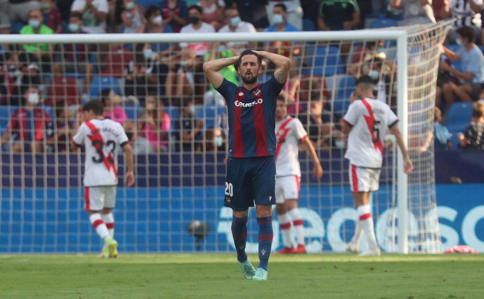 Levante UD - Rayo Vallecano en imágenes