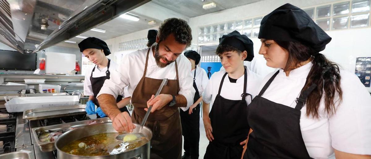 Un 'bullit de peix' en un instituto de Ibiza.