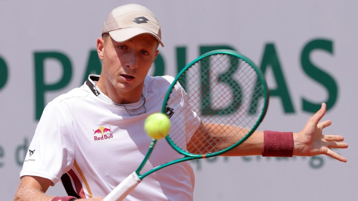 Landaluce s’acomiada de Roland Garros després de sis hores