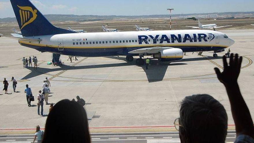 La DGA renueva con Ryanair mantener las conexiones internacionales en Zaragoza