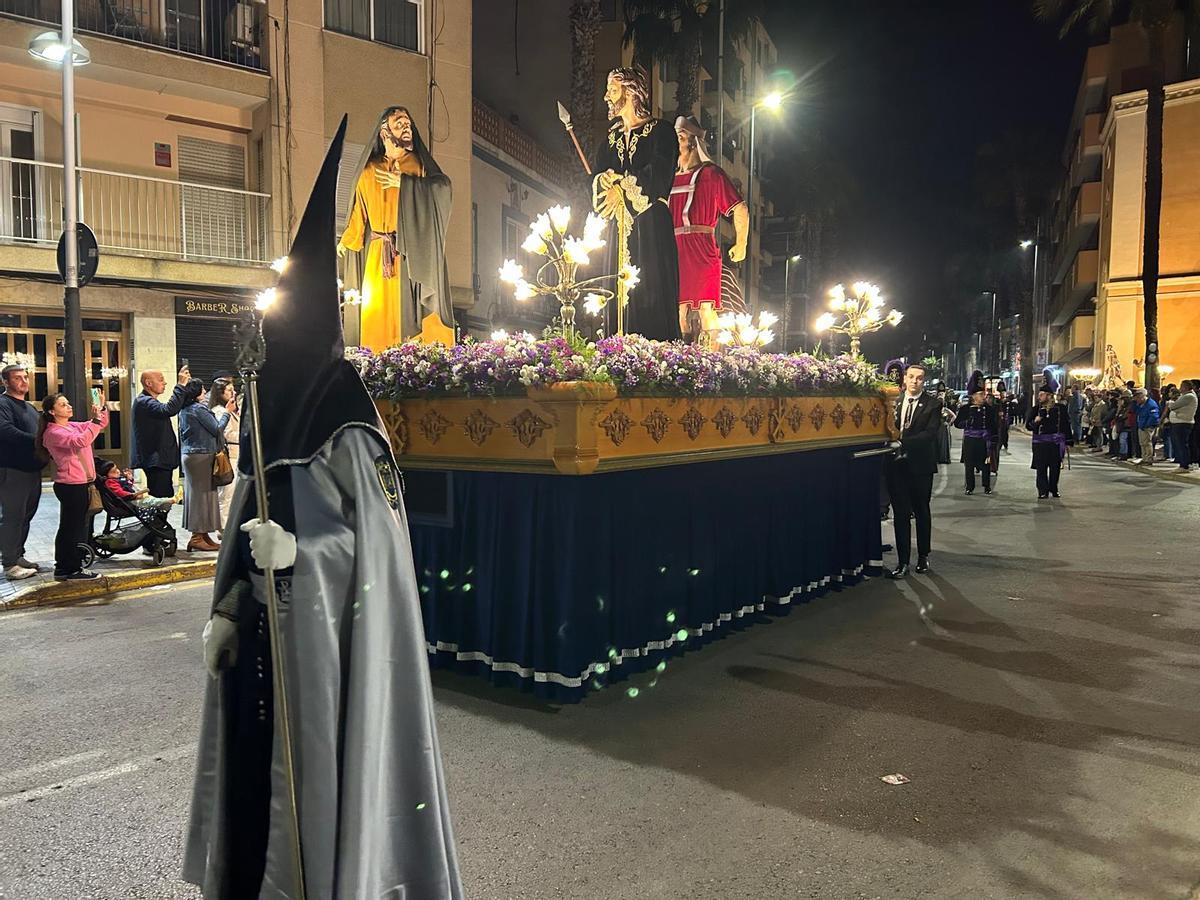 Traslado del paso de las Negaciones de Pedro
