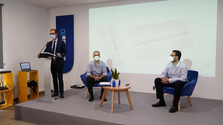 Presentan a empresarios la reparcelación del polígono dehesa boyal de Pozoblanco