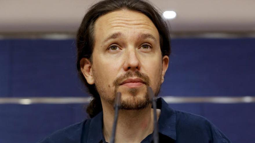 Iglesias: "Todo esto es un intento de influir en las primarias de Podemos"