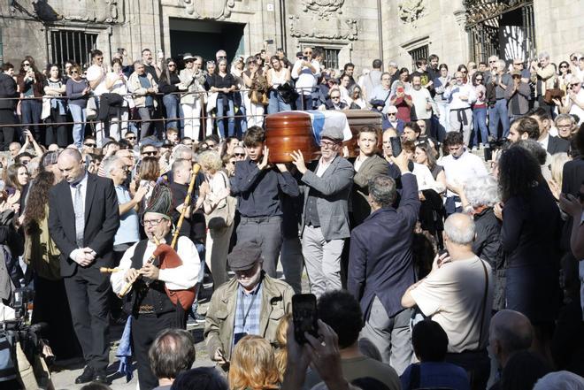 O último adeus a Xosé Manuel Beiras dende Santiago