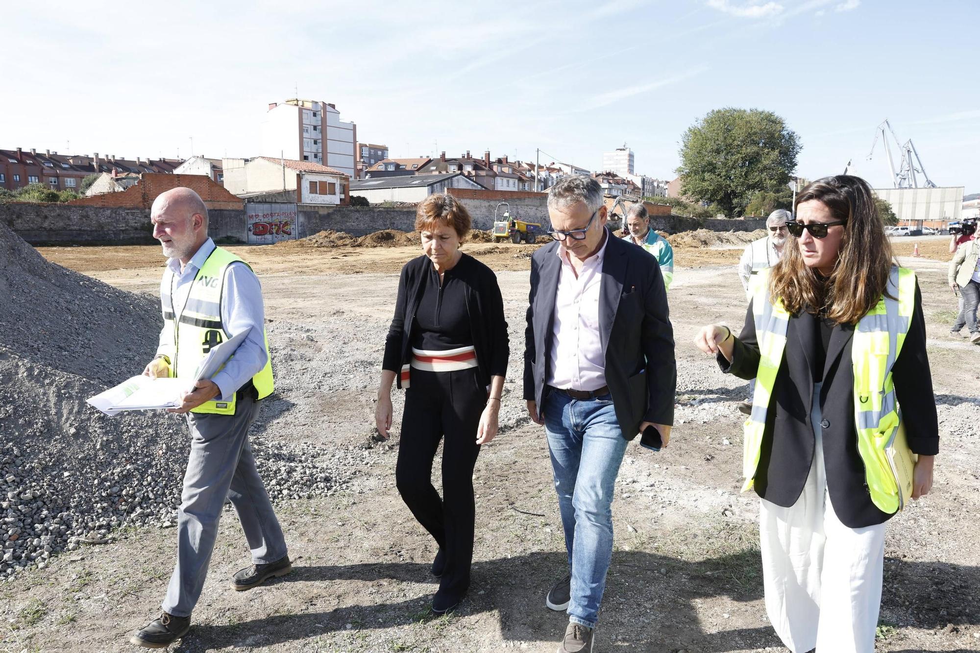 Así avanzan los trabajos en los terrenos de Naval Gijón (en imágenes)