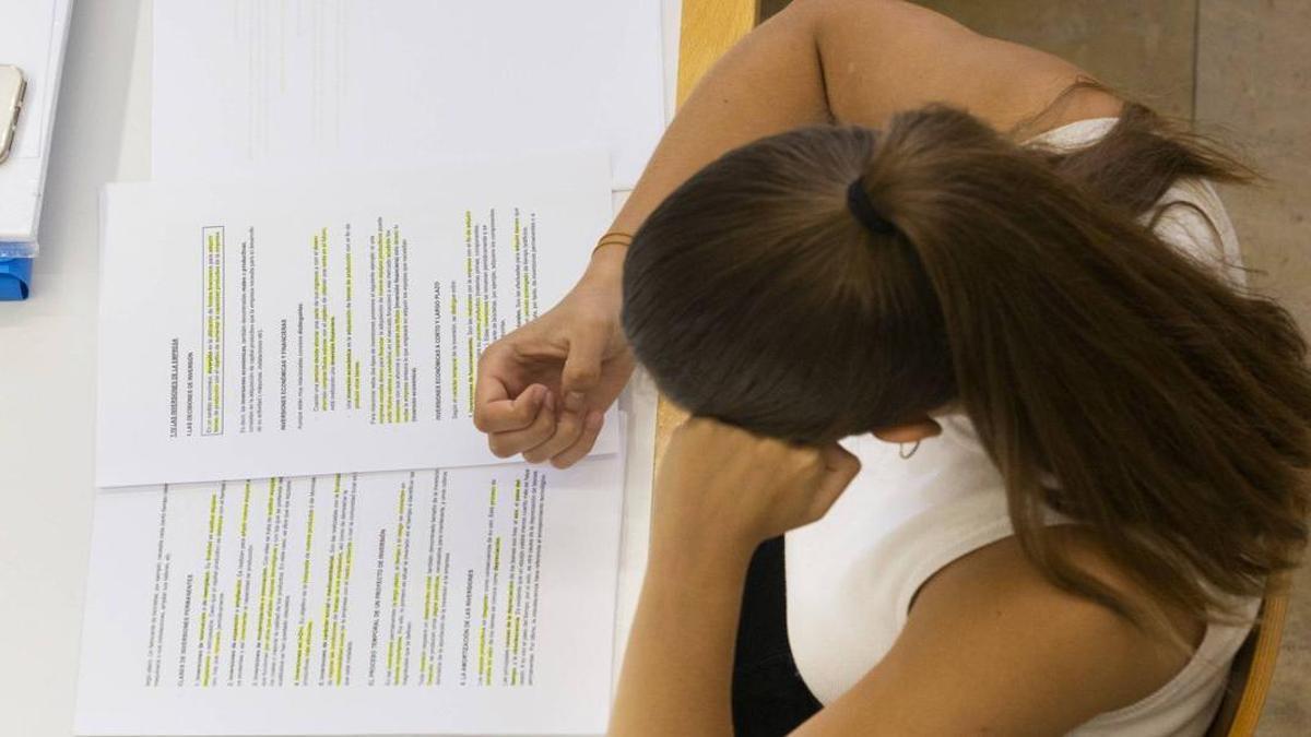 Vila-real amplia horaris i espais d’estudi de cara al final de curs fins al 30 de juny