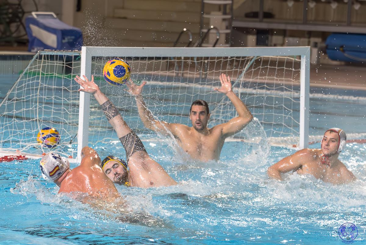 Entrenamiento de la selección española de waterpolo en Mallorca