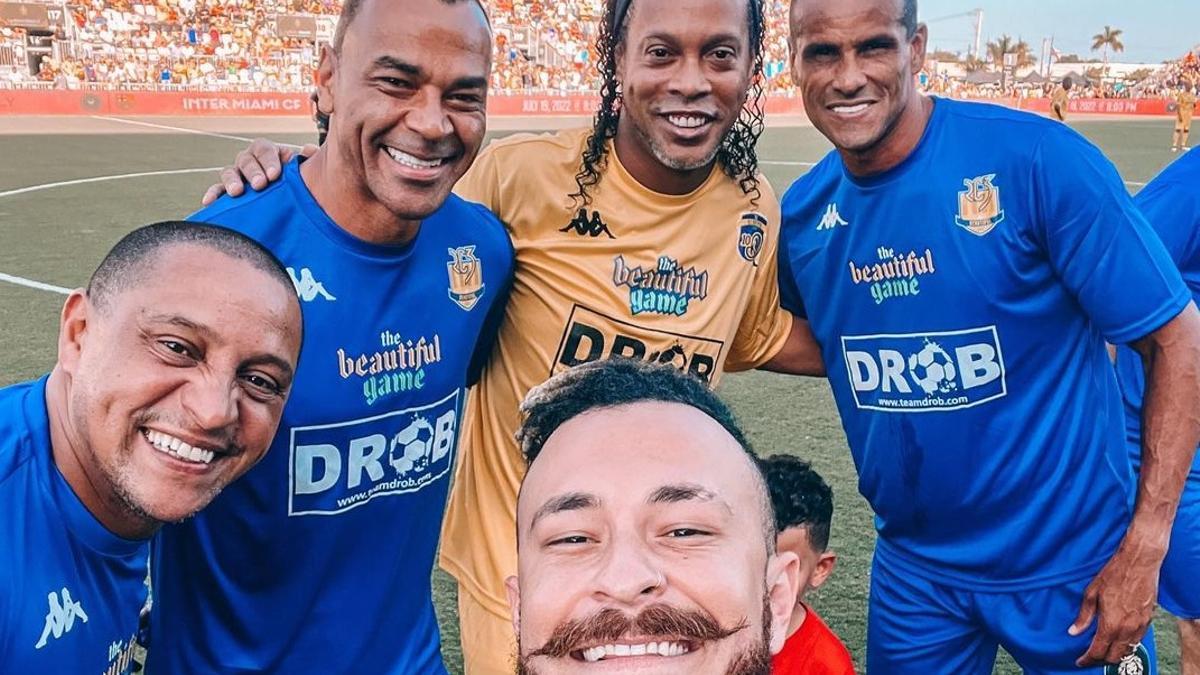 Cafu, Ronaldinho, Rivaldo, Roberto Carlos y el influencer Fred.