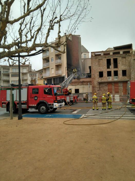 Incendi en un local de Sant Feliu de Guíxols