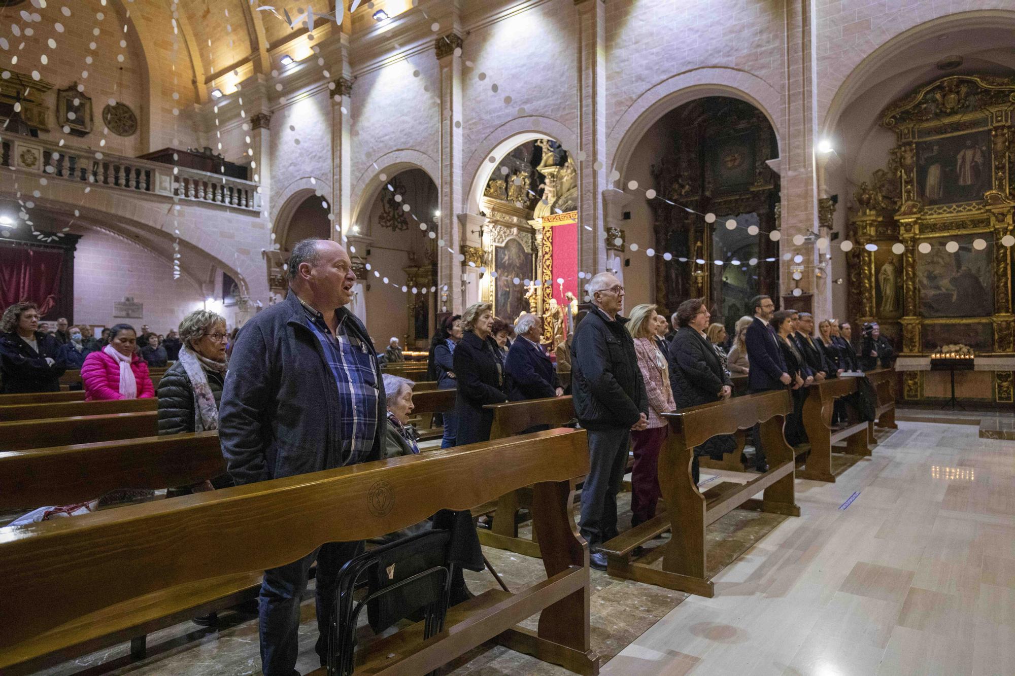 Diada de Mallorca: ofrenda floral a la estatua de Jaume I en Palma