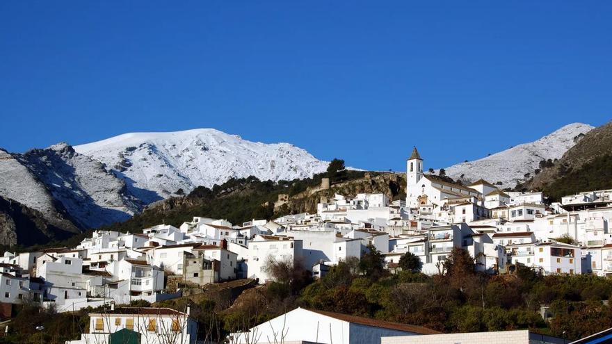 Sierra de las Nieves: donde el verano aún sabe a pueblo