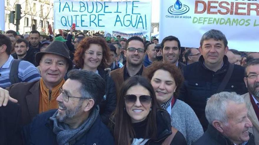 Apoyo de alcaldes de Elche, Orihuela, Dolores, Pilar de la Horadada, Algorfa, Guardamar o Rafal