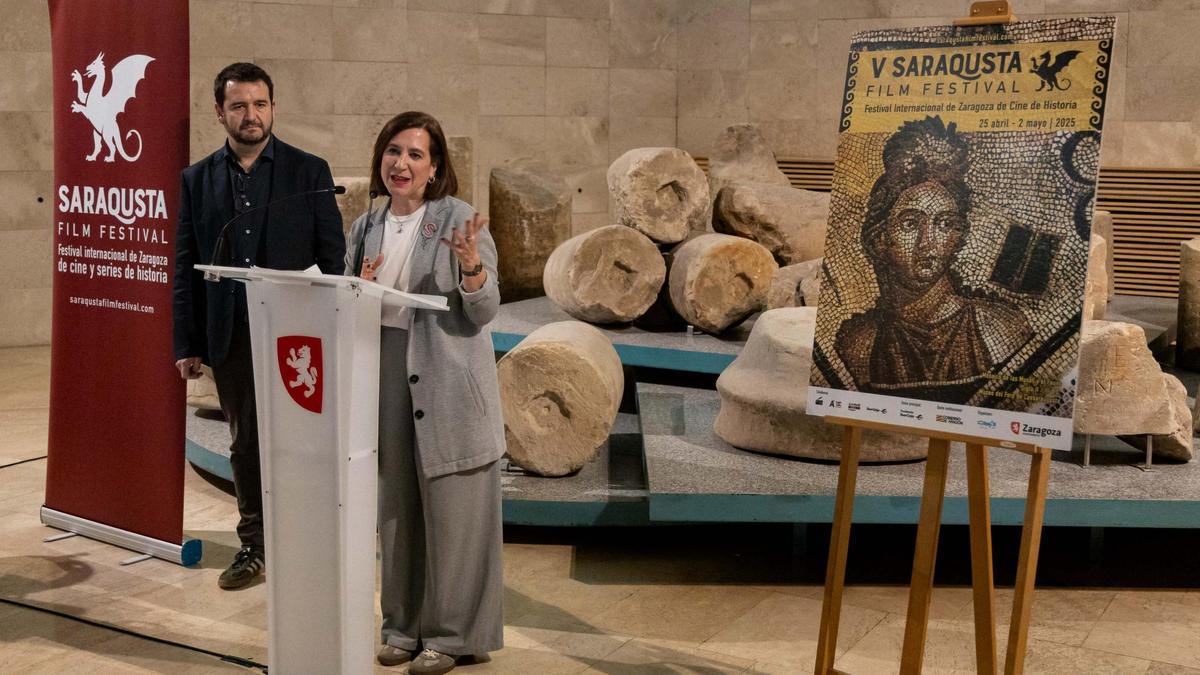 Sara Fernández y José Ángel Delgado han presentado este martes en el Museo del Foro la quinta edición del Saraqusta Film Fest.