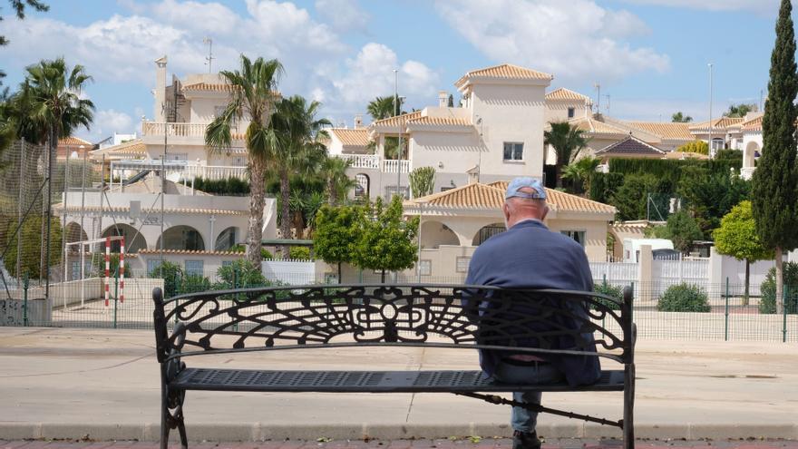 La feria de artesanía de autor regresa a la Marina de San Fulgencio