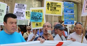 Manifestación en protesta por las cláusulas suelo.